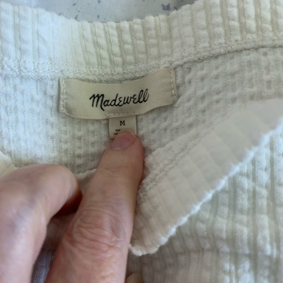 EUC Madewell Cream Textured Camisole tank top size medium - Picture 3 of 5